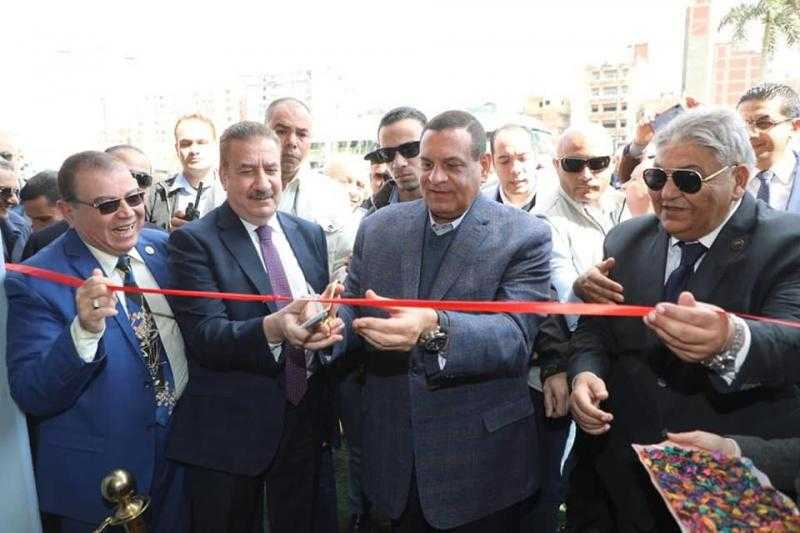 وزير التنمية المحلية ومحافظ المنوفية يفتتحان معارض ”أهلا رمضان” بشبين الكوم.. صور