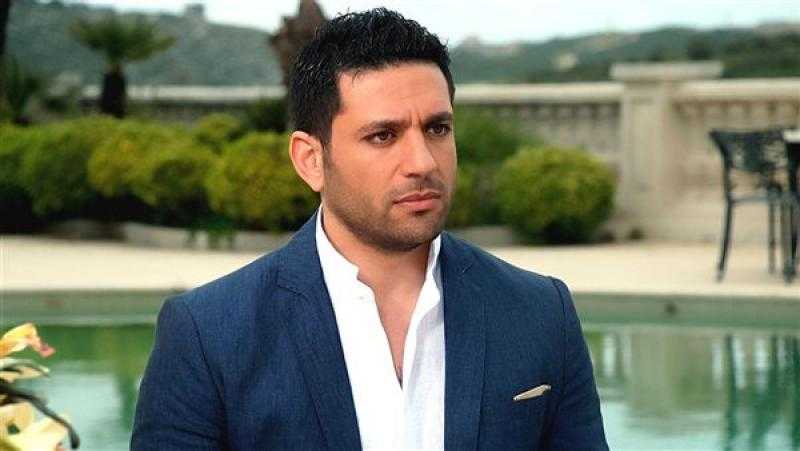 حسن الرداد يكشف سبب تأجيل مسلسل «محارب»