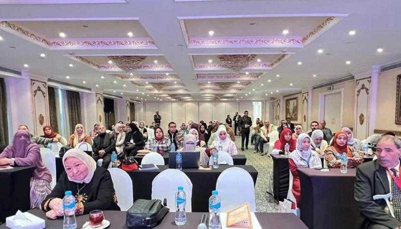 هيئة الرعاية الصحية تشارك بمؤتمر ”طوارئ وطب الحالات الحرجة للأطفال” بالأقصر | صور