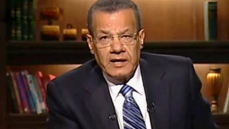 ”من الصداقة إلى الخلاف”.. عادل حمودة يكشف العلاقة بين بطرس غالي وهيكل