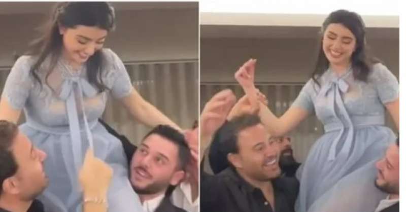 عاصي الحلاني يحمل ابنته ماريتا على الأعناق