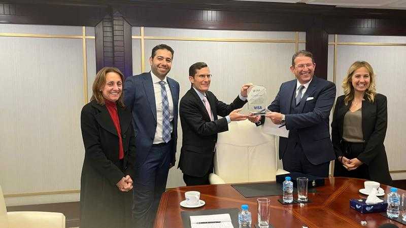 بنك QNB الأهلي يحصل على جائزة التميز في إدارة المخاطر وحماية منظومة البطاقات من شركة فيزا