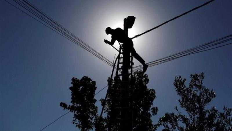 فصل التيار الكهربائي عن بعض المناطق في بني سويف اليوم وغدا