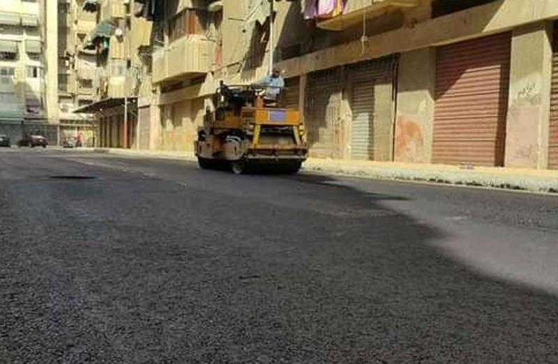 محافظ بورسعيد: استمرار أعمال رصف الشوارع الداخلية بمنطقة شباب المدينة | صور