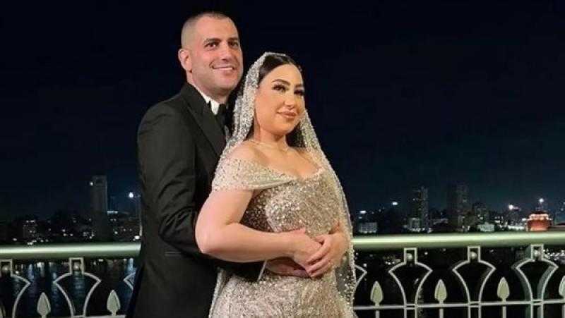 طليق المطربة بوسي يحرر محضرا ضد زوجها الجديد بتهمة سرقة شيكات
