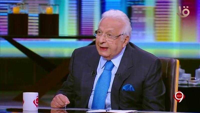 أحمد عكاشة: ”المصريون أكتر ناس بيحجوا ويعملوا عمرة”