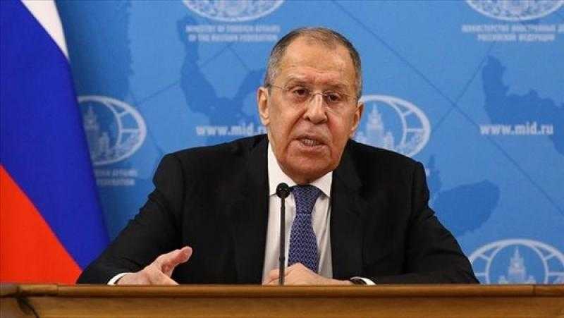لافروف: الغرب يعتبر روسيا تهديدًا في سباق الهيمنة العالمية