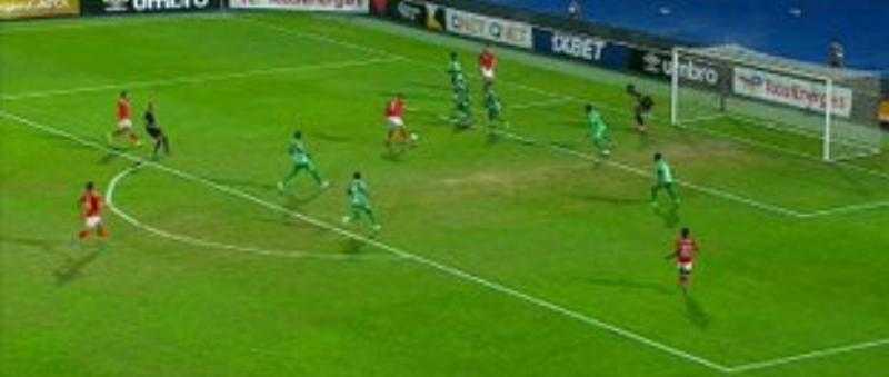 شريف يباغت القطن بهدف مبكر للأهلي في الدقيقة الأولى