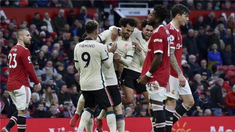 محمد صلاح يقود الريدز .. التشكيل المتوقع لمباراة ليفربول ضد مانشستر يونايتد