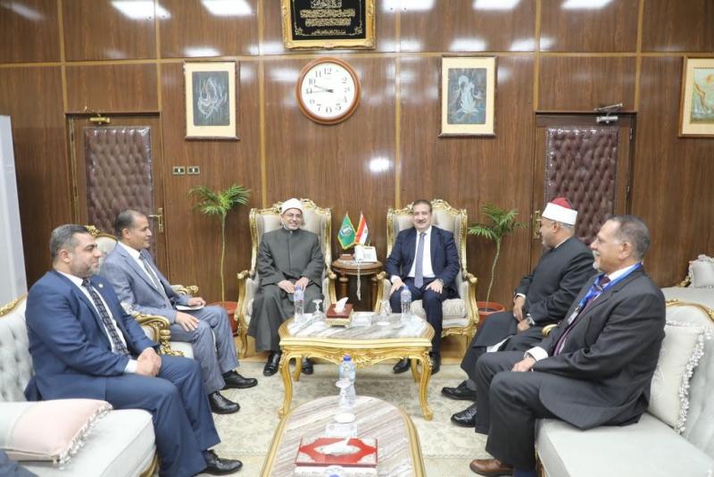 محافظ المنوفية ورئيس جامعة الأزهر يبحثان سبل التعاون للتوسع فى دعم خطط التنمية | صور