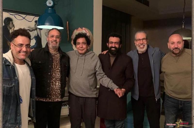 محمد منير يغني تتر مسلسل ”عملة نادرة” لنيللي كريم وكلمات الأبنودي