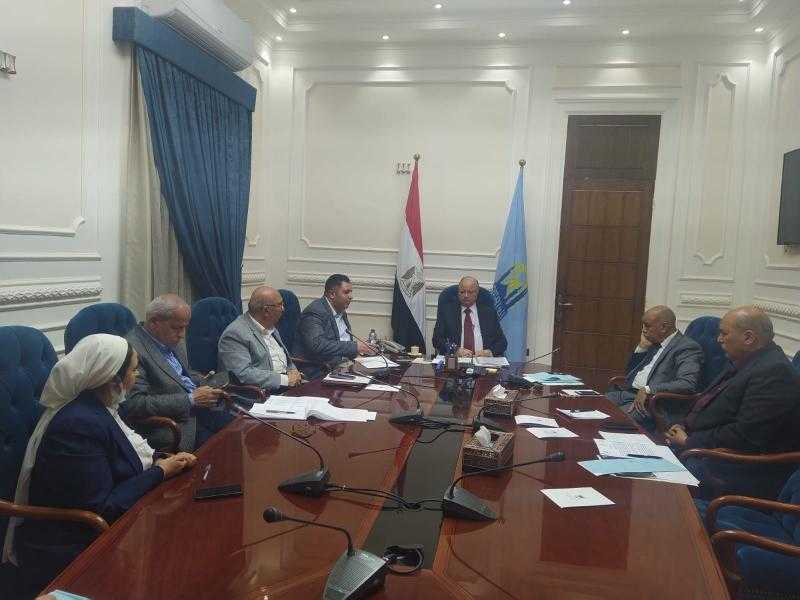 محافظ القاهرة: متابعة مكثفة للمنافذ والمحال التجارية للتأكد من توافر السلع | صور