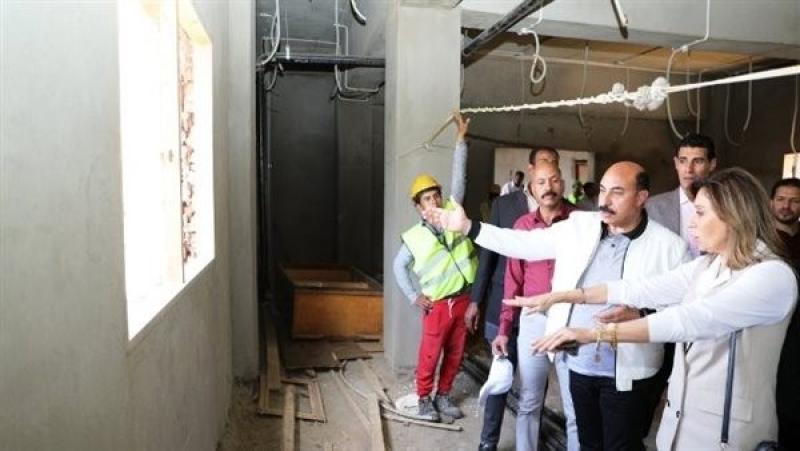 حفيد عباس العقاد يكشف تفاصيل زيارة وزيرة الثقافة لمنزل الأديب بأسوان