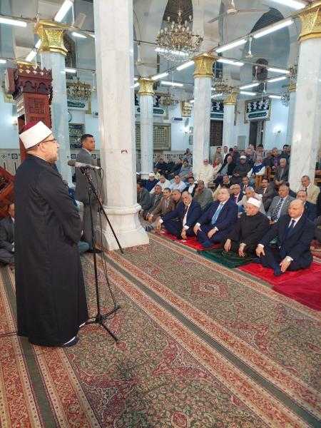 الأوقاف تحتفل بليلة النصف من شعبان بمسجد السيدة نفيسة.. صور
