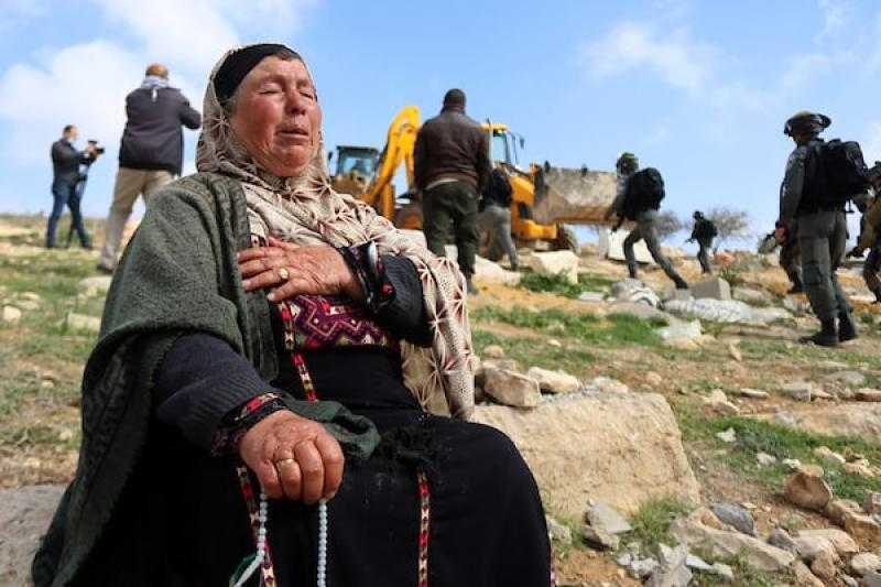 في يومها العالمي.. المرأة الفلسطينية تضحيات وإنجازات