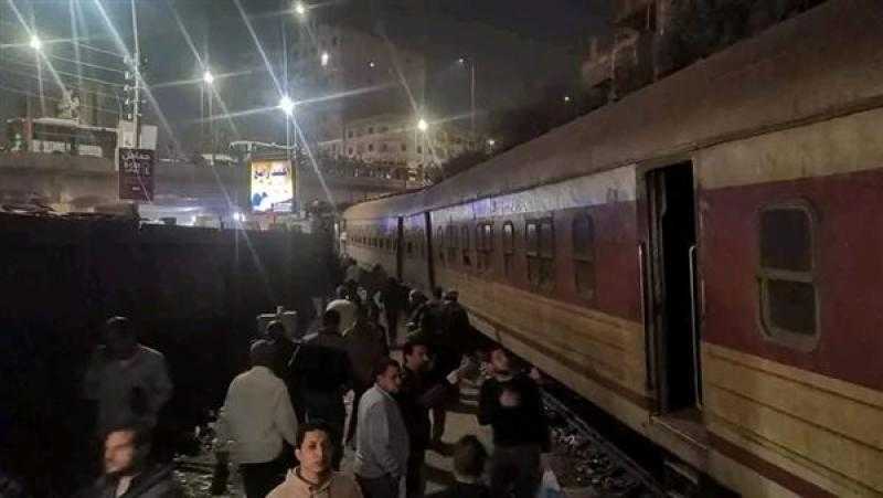 النيابة العامة تأمر بحبس سائق قطار قليوب وحجز موظفي المحطة