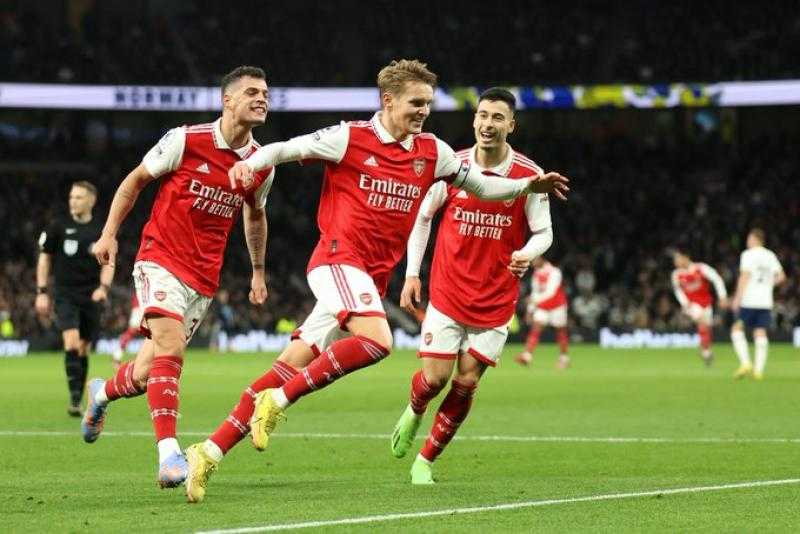 أرسنال يفوز على كريستال بالاس ويعزز صدارته للدوري الإنجليزي
