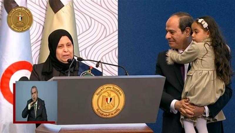 والدة أحد الشهداء: ”تكريمي كانت لحظة جميلة وصعبة في نفس الوقت”