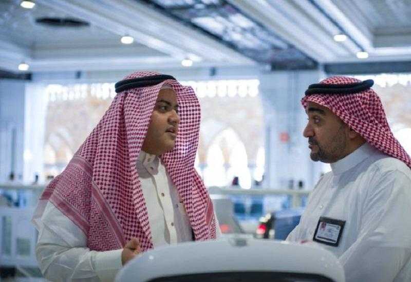 رئاسة الحرمين الشريفين تستحدث روبوتات ذكية تجوب المسجد الحرام