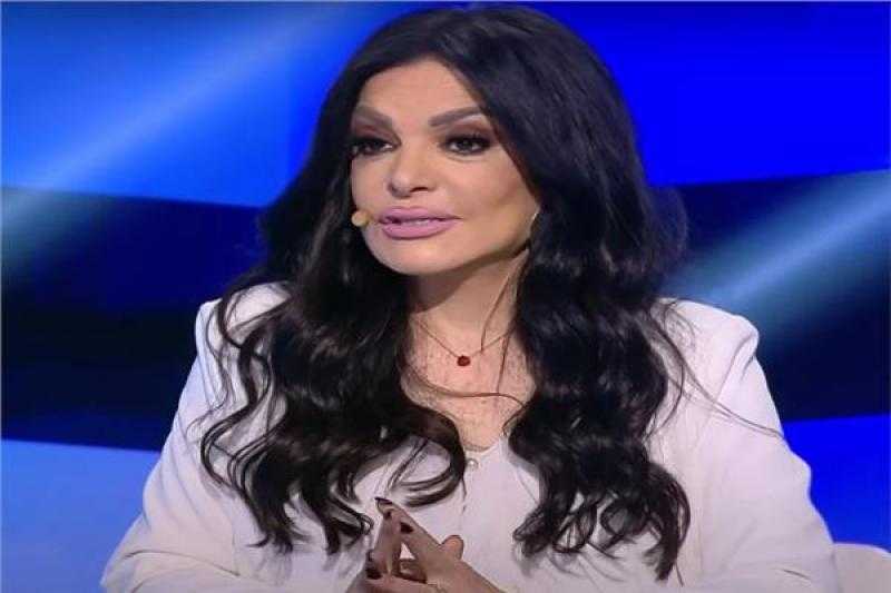نضال الأحمدية: شيرين عبد الوهاب بتقولي أنا في نار جوايا