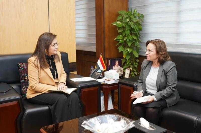 وزيرة التخطيط: التعاون مع المجلس القومي للطفولة والأمومة يستهدف تمكين المرأة