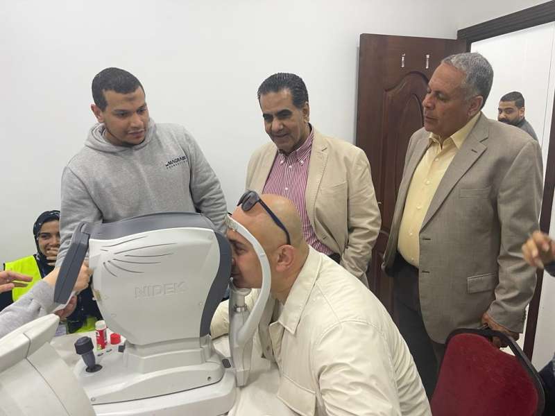 خط أحمر