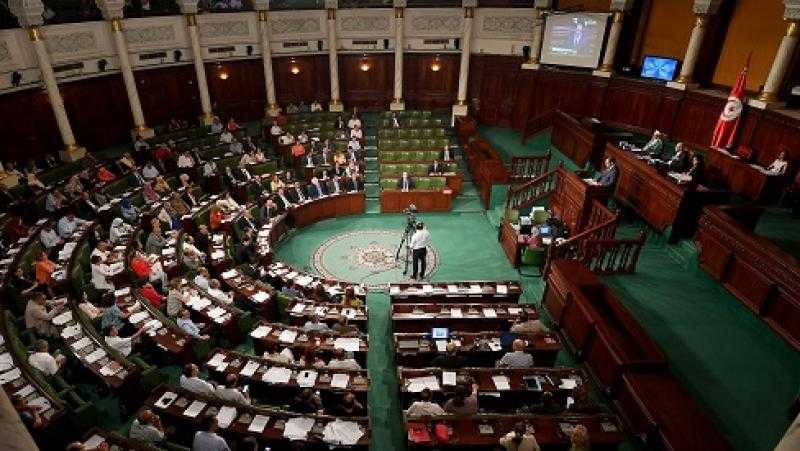 إخراج نائب من أولى جلسات البرلمان التونسي الجديد بسبب استدعاء النيابة العمومية له