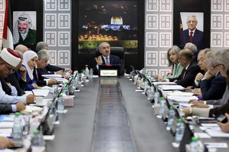 مسؤول: الحكومة الفلسطينية تواجه وضعا ماليا معقدا في ظل عجز متنام