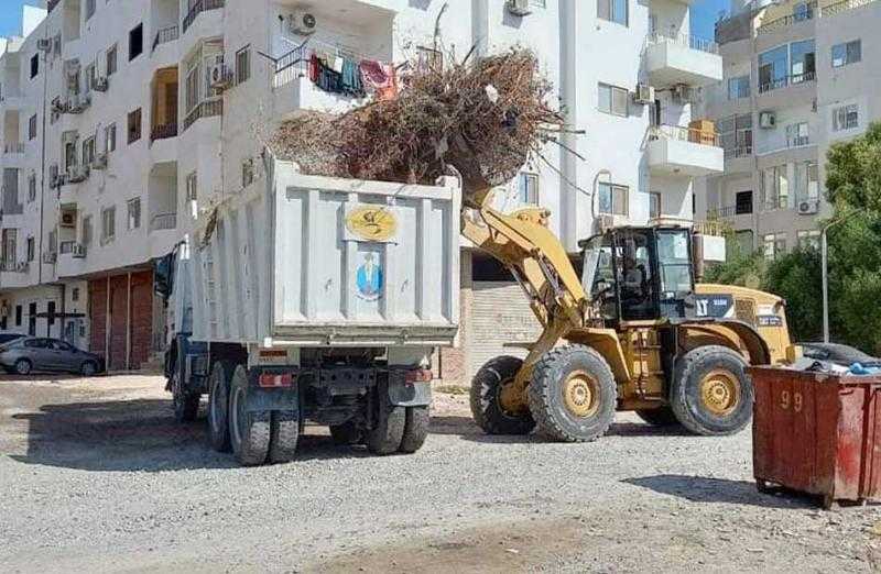التخلص من 1406 أطنان قمامة ومخلفات في محافظة الغربية