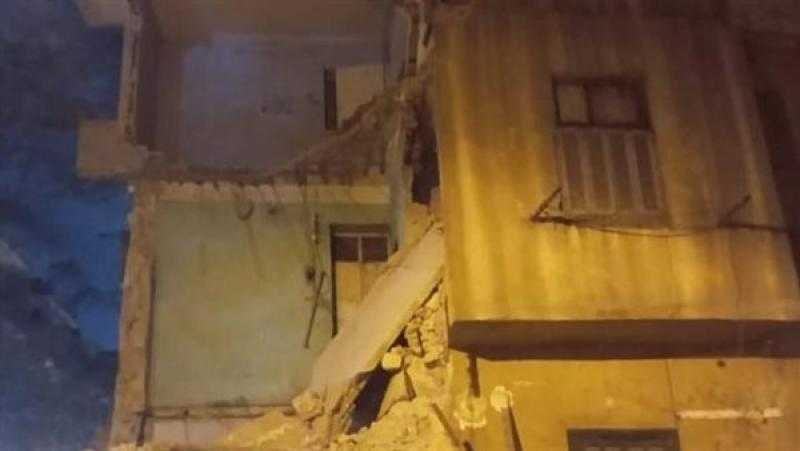 مصرع شخص وإصابة اثنين في انهيار منزل بقرية في أسوان