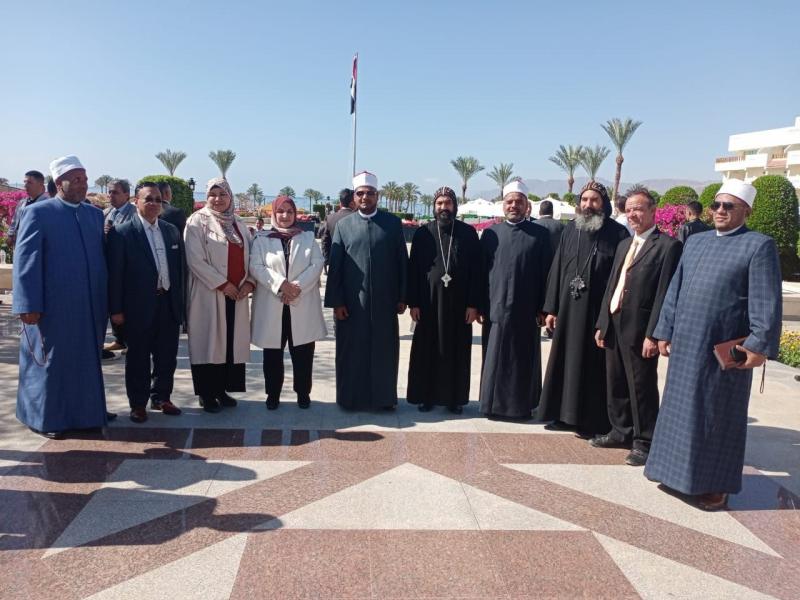 قافلة واعظات الأزهر تشارك في احتفالات محافظة جنوب سيناء بعيدها القومي |صور