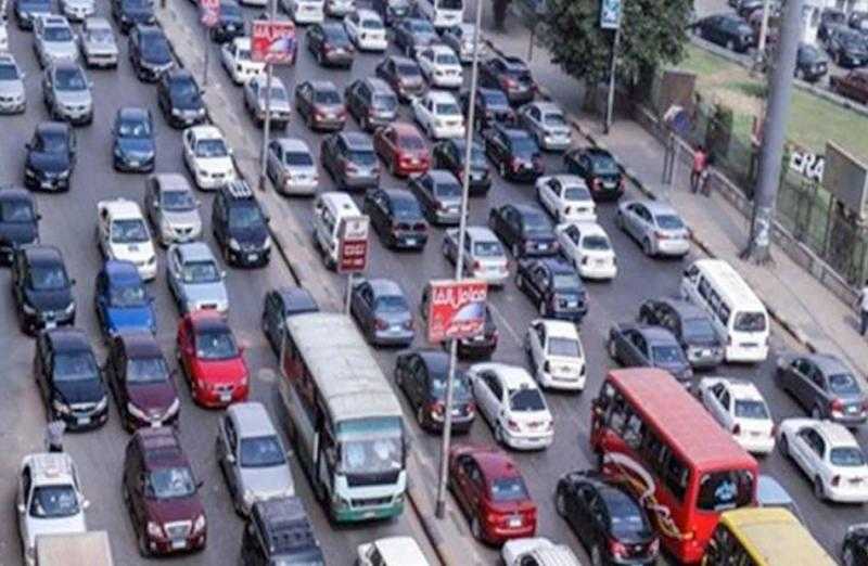كثافات مرورية بأماكن مختلفة في الذروة الصباحية