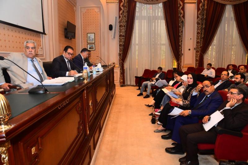 6 «طلبات إحاطة» على مائدة نقل النواب