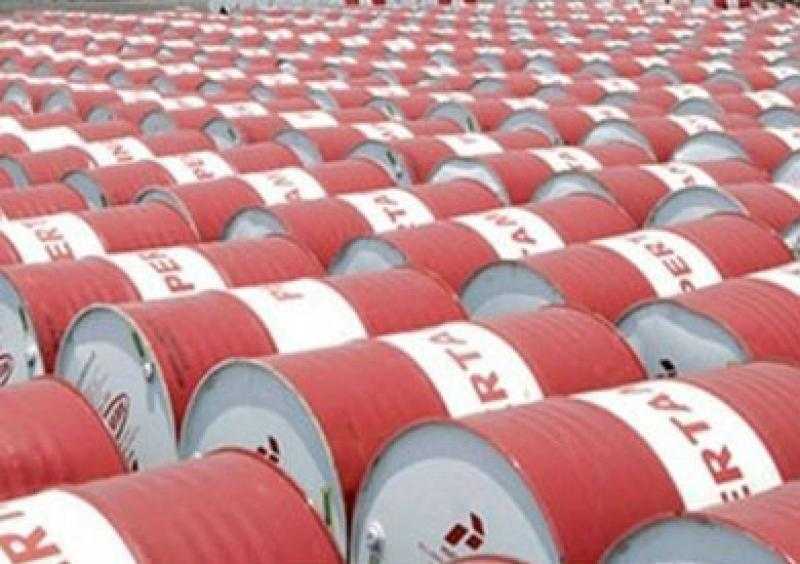 روسيا تقرر تمديد خفض إنتاجها النفطي بواقع 500 ألف برميل يوميا حتى يونيو المُقبل
