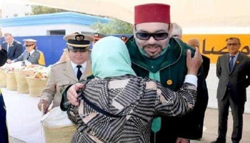بعد إقامة طويلة في الجابون.. ملك المغرب يعود لبلاده بـ«مشروع خيري كبير»