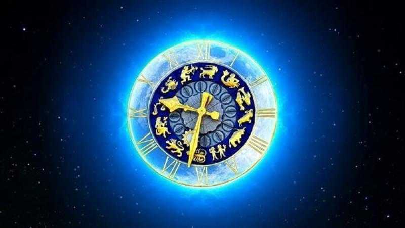 حظك اليوم وتوقعات الأبراج اليوم الأحد 26 مارس على الصعيد المهنى والعاطفى والصحى
