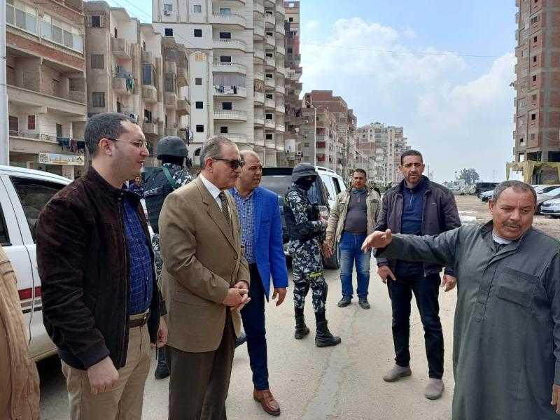 محافظ كفر الشيخ يتفقد المشروعات الخدمية وإنشاء مقاعد في الحديقة المركزية المجانية