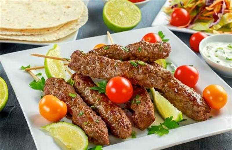 طريقة عمل كفتة سريعة في الفرن على الفطار