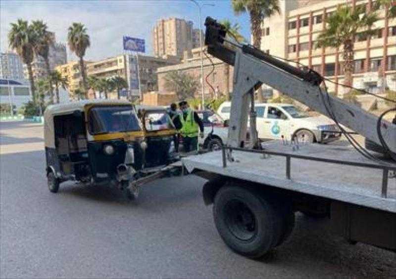 ضبط 18 مركبة توكتوك ودراجة نارية مخالفة في حملة مرورية بطنطا