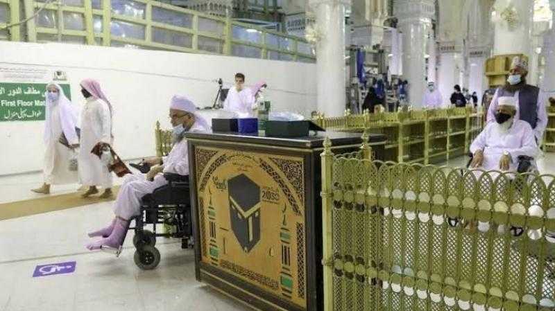 ”شؤون الحرمين” تهيئ المواقع المخصصة لكبار السن وذوي الإعاقة لأداء العبادة بيسر وراحة