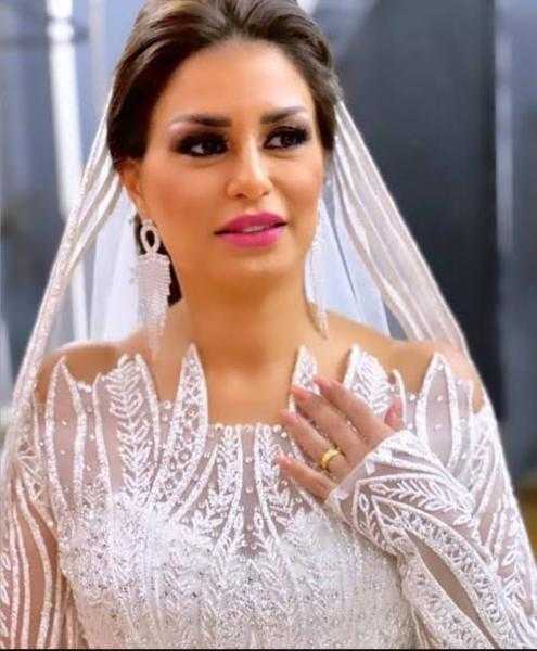 منة فضالي: «في فرحي هلبس بدلة سموكين والعريس فستان»