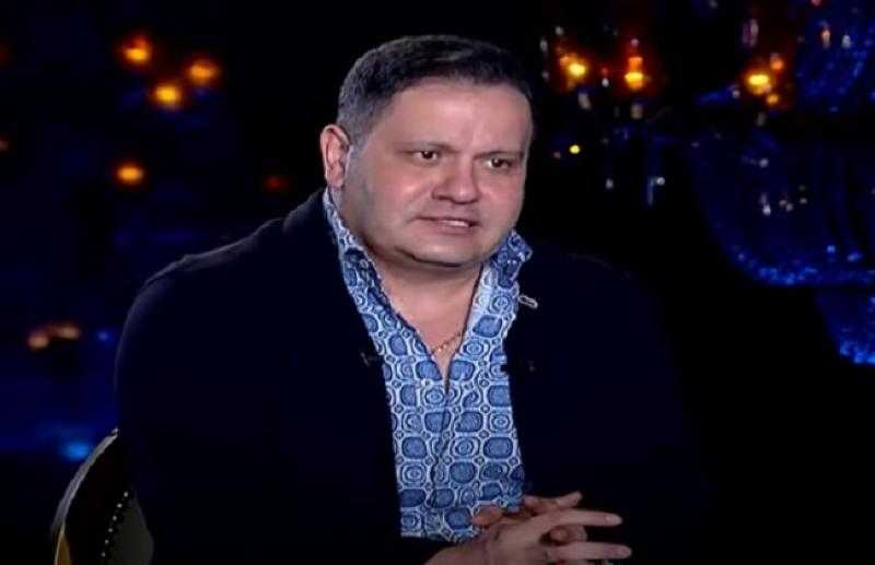 إدوارد ينتهي من تصوير مشاهده في فيلم ”الميت ده بتاع مين”