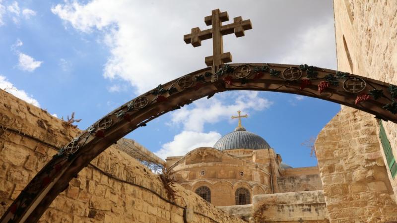 بطاركة الكنائس بالقدس يطالبون بضمان حرية العبادة للمسيحيين