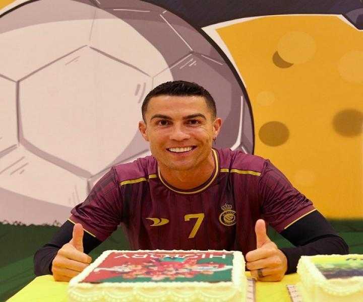 رونالدو يبعث برسالة لـ النصر ولاعبيه بعد إنجاز عميد لاعبي العالم