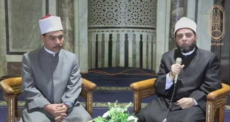 ملتقى الظهر بالجامع الأزهر: الإمام الشافعي كان يختم القرآن الكريم في رمضان ستين مرة