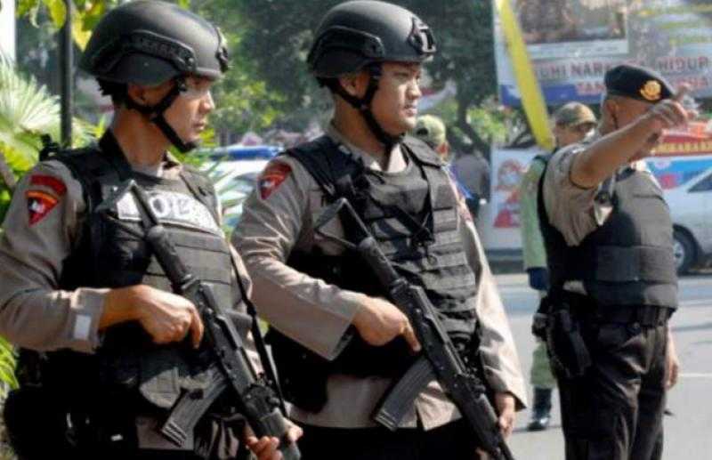 هيئة مكافحة الفساد في إندونيسيا تحدد 10 مشتبه بهم في قضية فساد بوزارة الطاقة