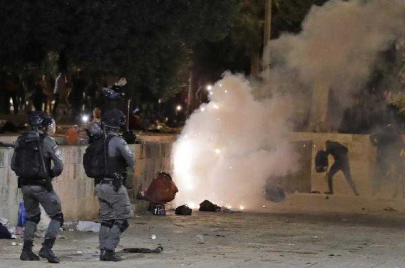 حماس: هجوم الاحتلال على المعتكفين بالمسجد الأقصى سيكون له تداعيات