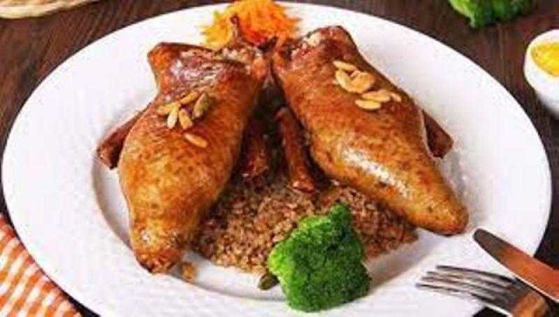 طريقة عمل الحمام المحشى بصوص الليمون