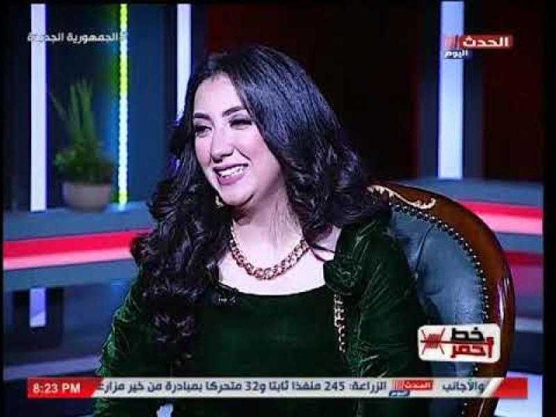 المطربة آية عبدالله عن تكريمها من وزارة الثقافة: بومبوناية مشواري الفني