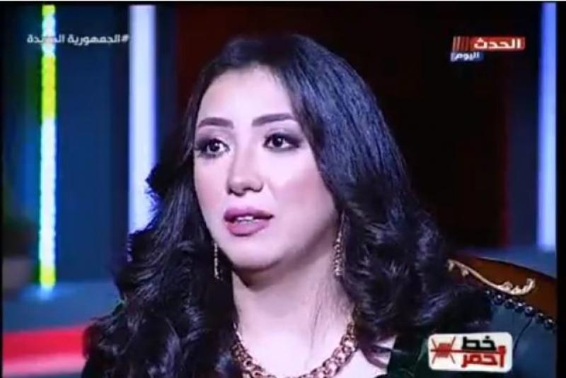 المطربة آية عبدالله تكشف سر مشاجرتها مع والدها